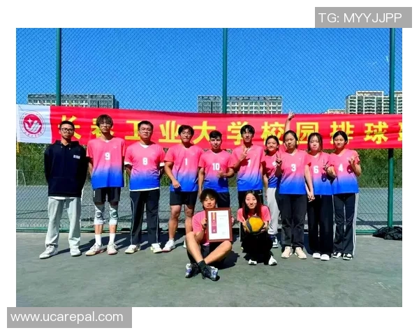 南京排球队心理素质强劲跻身全国第三名展现团队风采